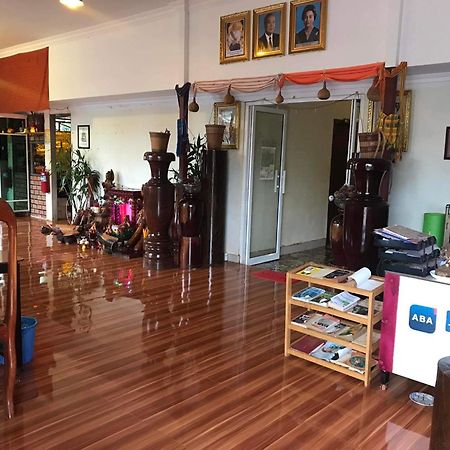 Manel Guesthouse And Restaurant Sen Monourom Luaran gambar