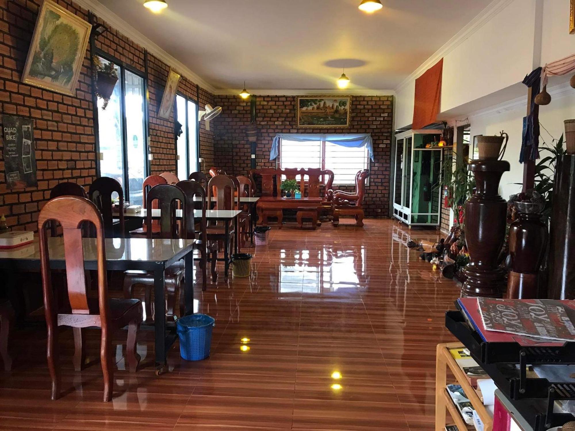 Manel Guesthouse And Restaurant Sen Monourom Luaran gambar